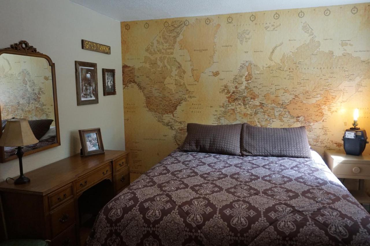 Shaver Lake Village Hotel Bagian luar foto