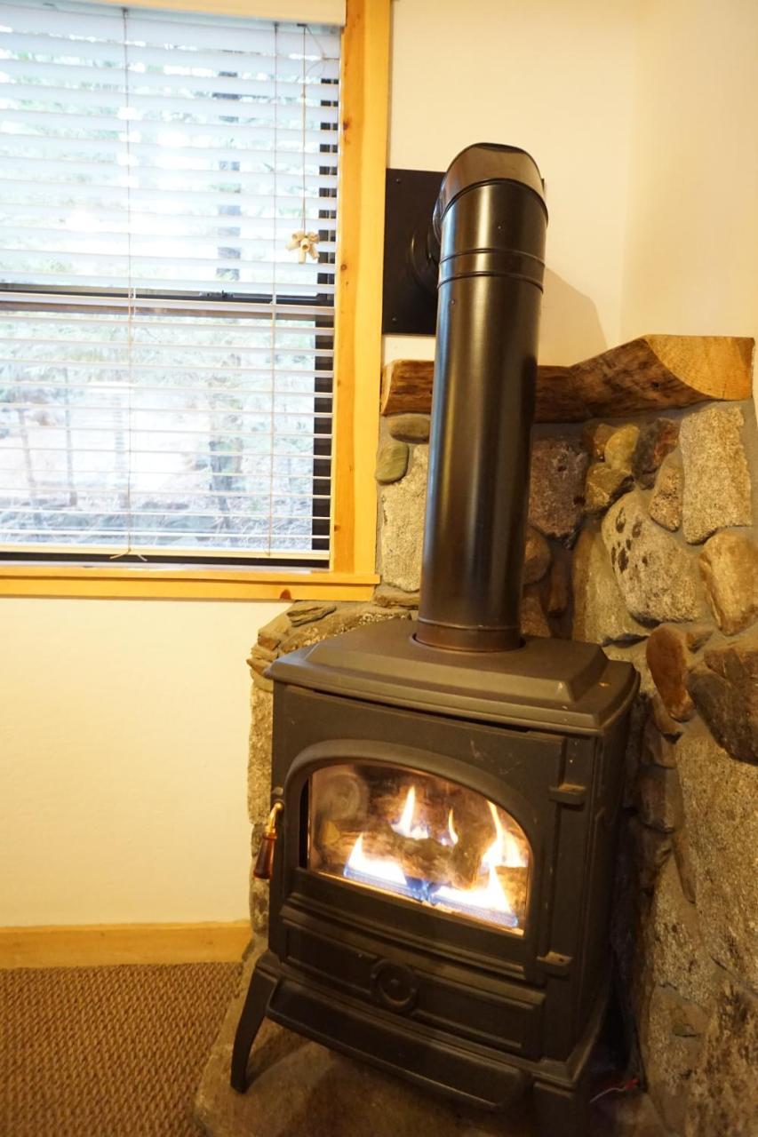 Shaver Lake Village Hotel Bagian luar foto