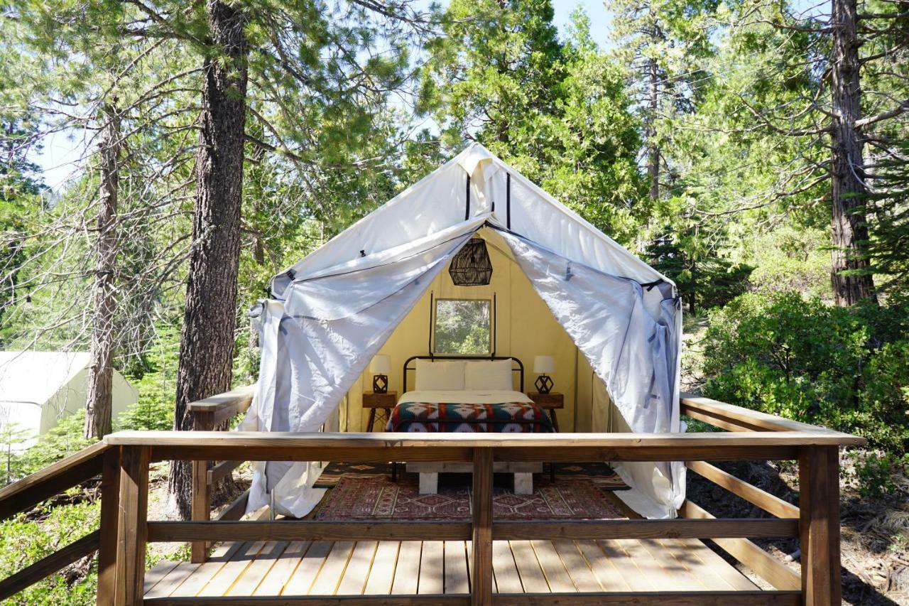 Shaver Lake Village Hotel Bagian luar foto